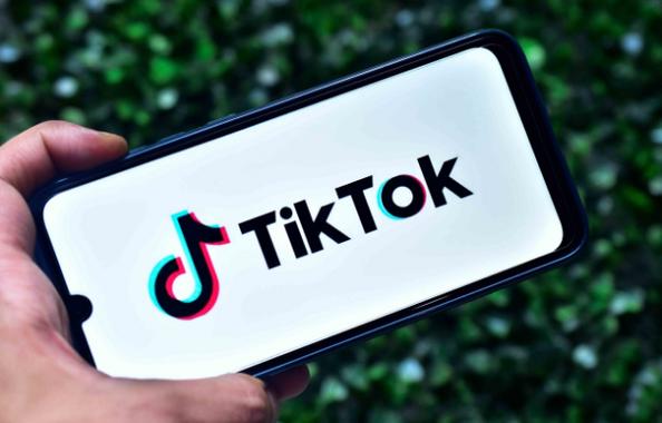 TikTok’s New Feature to Highlight Comments 